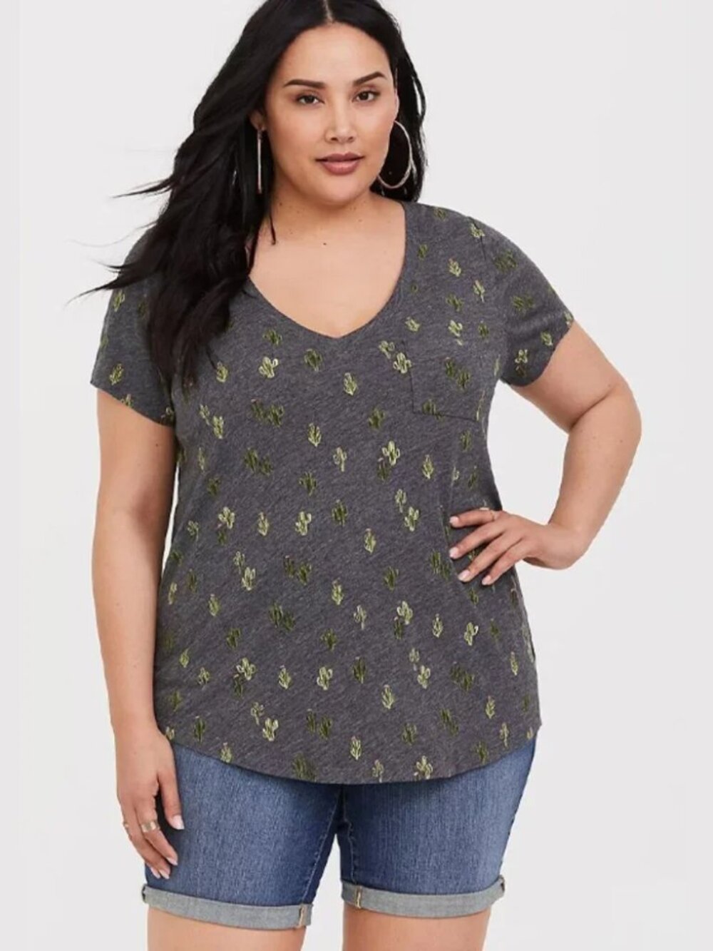 Torrid Dark Gray Cactus Print Short Sleeve V-Neck Tee Size 3X